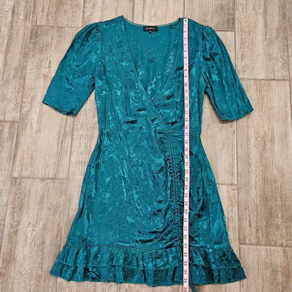 Revolve Majorelle Dress Size M Green Satin Floral Jacquard Puff Sleeve Ruffle - Picture 5 of 16
